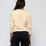 Pulover cu inimă brodată alb-negru