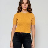 Pulover tricotat cu mânecă scurtă si perle galben
