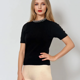 Pulover tricotat cu mânecă scurtă si perle negru