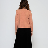 Jachetă tricotată cu nasturi aurii roz