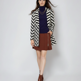 Fustă scurtă cu fermoar pe picior maro