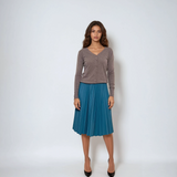 Jachetă basic cu decolteu ?i nasturi gri