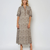 Rochie lungă din bumbac cu print geometric și mânecă 3/4 beige