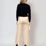 Pulover cu inimă brodată negru-alb