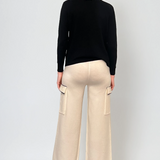 Bluză fină din tricot cu nasturi aurii negru