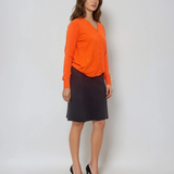 Fustă scurtă cu fermoar pe picior negru