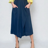 Fustă midi cu buzunare și nasture bleumarin