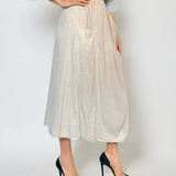 Fustă midi cu buzunare și nasture crem