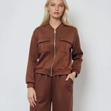 Jachetă cu buzunare și fermoar maro