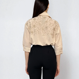 Cămașă din bumbac cu broderie pe umeri  și  croială lejeră crem