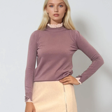 Pulover cu volan plisat mov