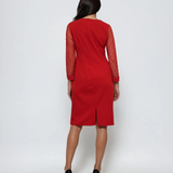 Rochie midi roșie cu mâneci din tulle decorate cu perle și strasuri rosu