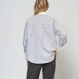 Cămașă  albă cu dungi albastre  și  strasuri fine pentru birou albastru