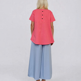 Bluză din bumbac cu mânecă scurtă și nasturi decorativi ciclam