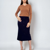 Pulover en-coeur cu nasturi pe mâneci beige