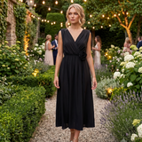 Rochie midi din vâscoză cu decolteu petrecut și umeri încrețiți negru