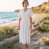 Rochie midi petrecută din vâscoză cu mâneci fluture și cordon alb