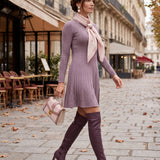 Rochie scurtă din tricot texturat cu fustă evazată mov