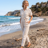 Salopetă din vâscoză cu pantalon conic și cordon în talie crem