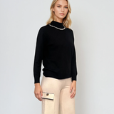 Pulover cu colier decorativ din perle si paiete negru