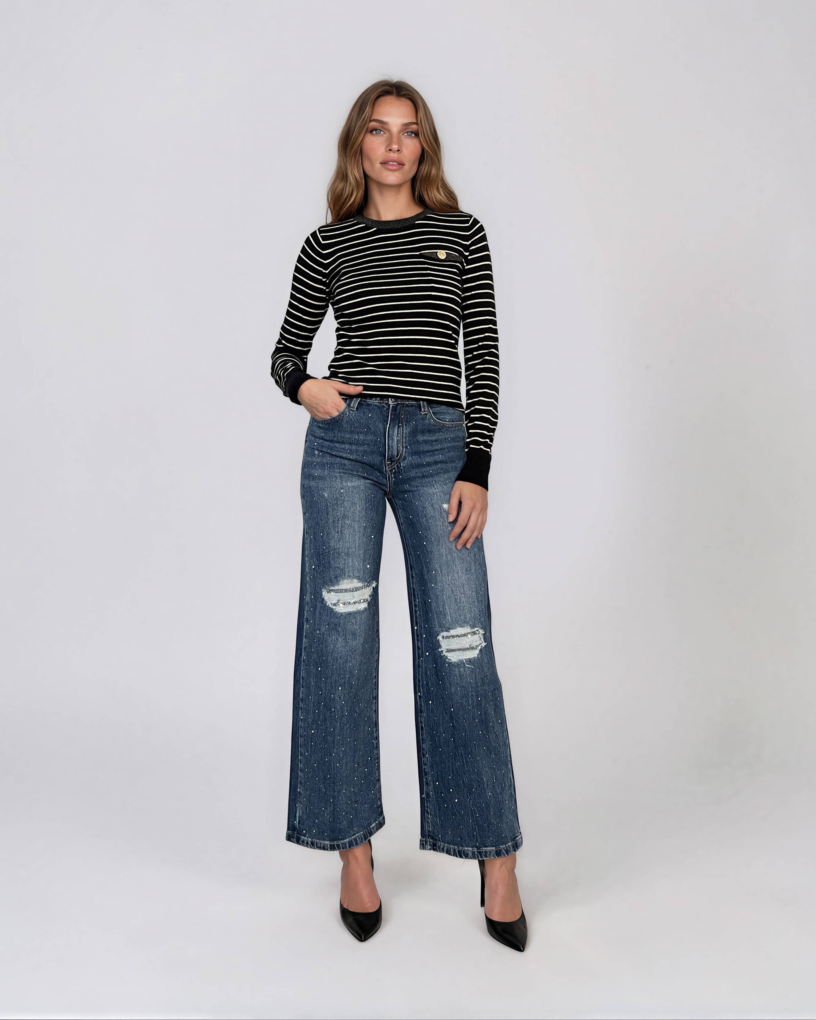 Blugi wide leg cu rupturi şi strasuri albastru JI466