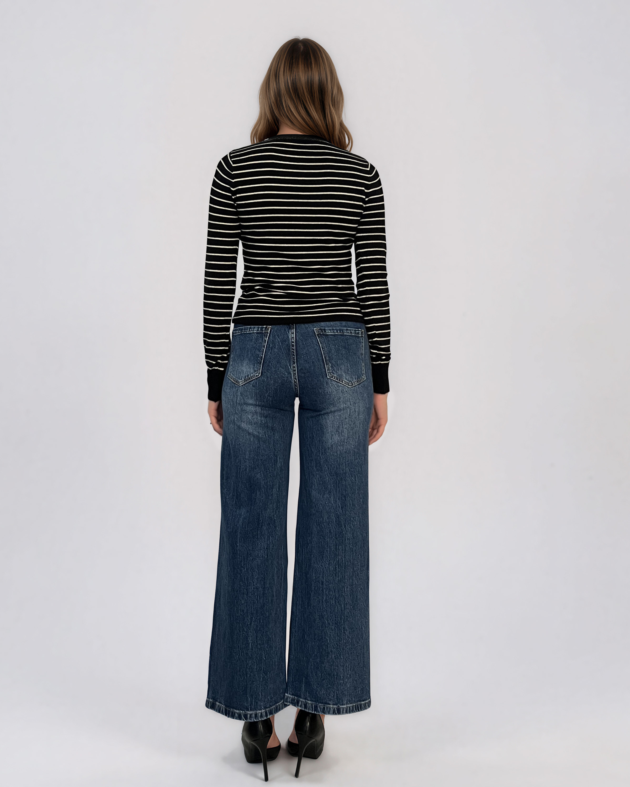Blugi wide leg cu rupturi şi strasuri albastru JI466