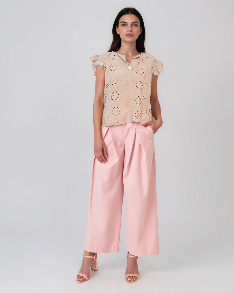 Bluză brodată cu mânecă volan beige PR917