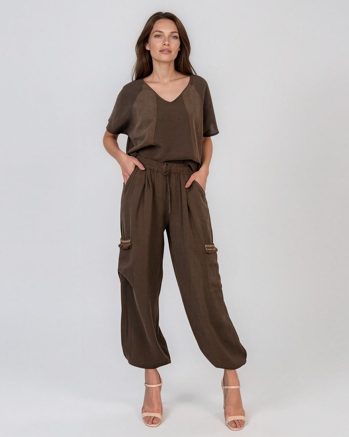 Bluză din in cu broderie elegantă maro PN002