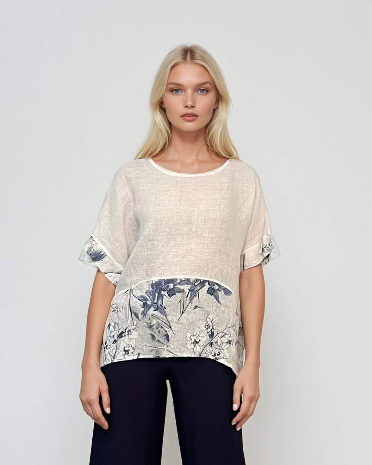 Bluză din in cu print floral alb 