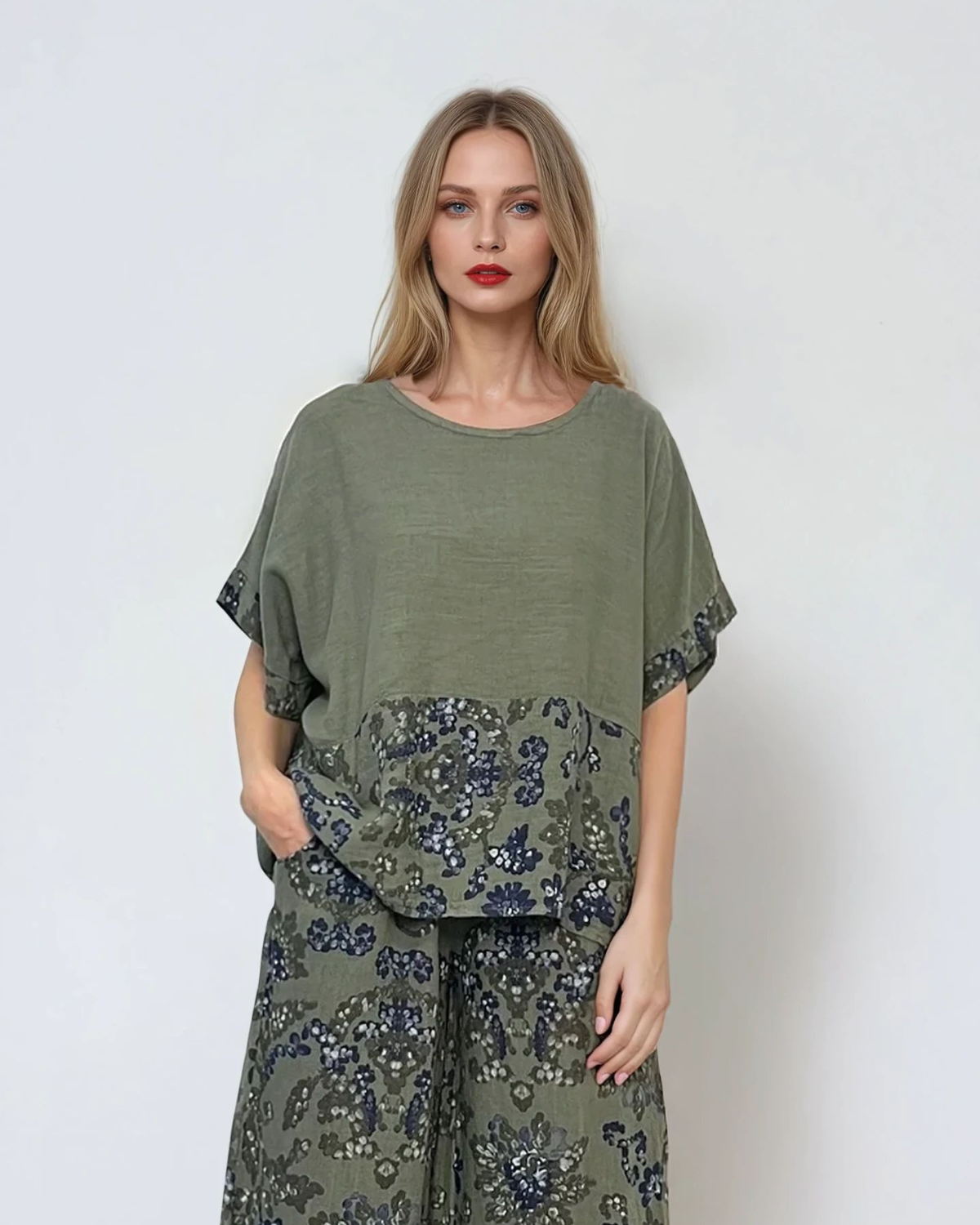 Bluza largă din in cu mânecă fluture și print floral kaki 