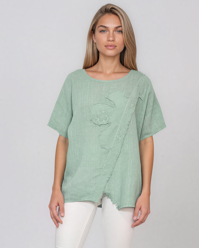 Bluză lejeră din in cu broderie florală și perforații la umeri aqua PR953