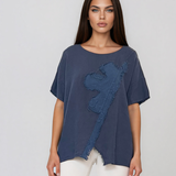 Bluză lejeră din in cu broderie florală și perforații la umeri bleumarin PR953
