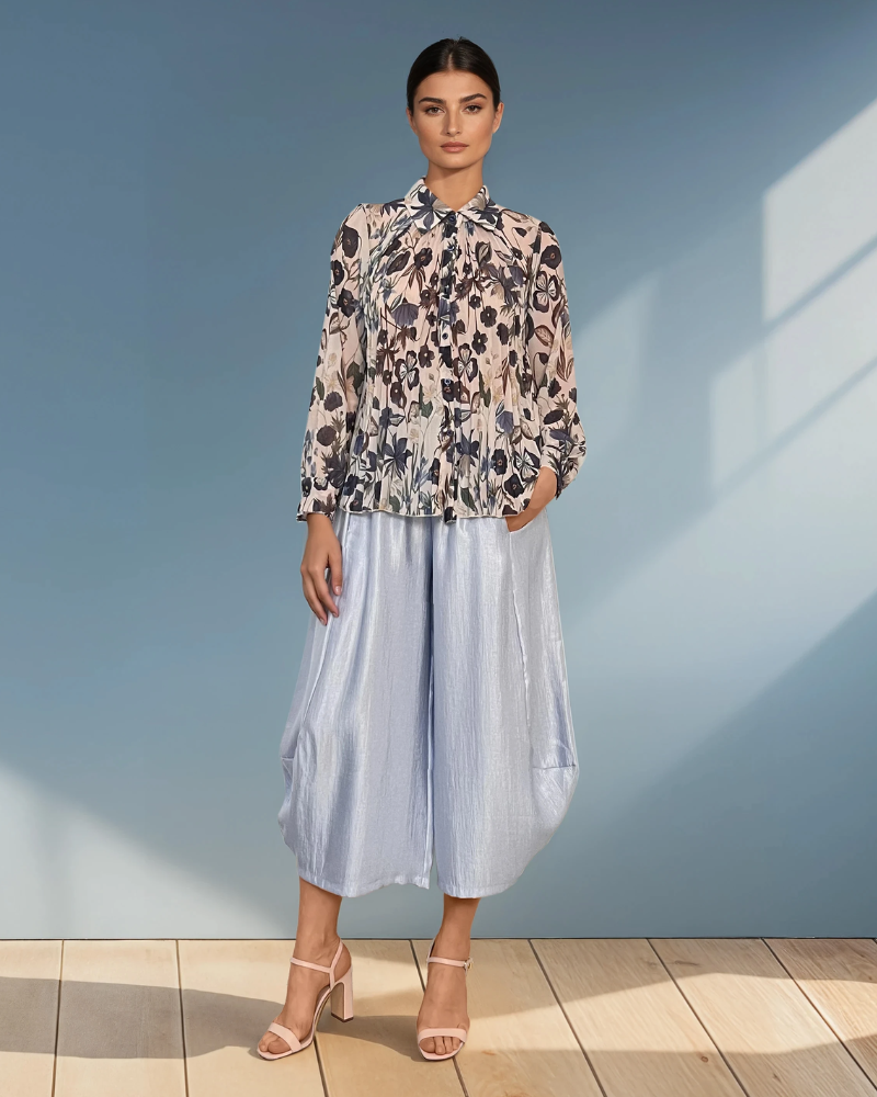 Bluză plisată cu print floral și mânecă lungă bleumarin 