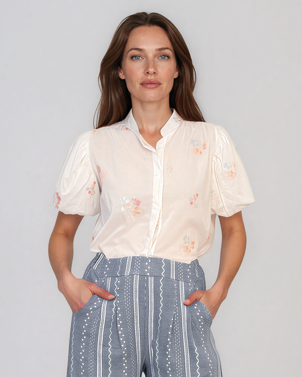 Cămașă cu mânecă bufantă și broderie alb HL114