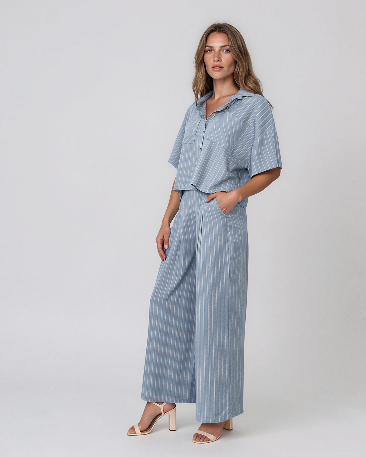 Cămașă din vâscoză și in cu dungi fine și guler clasic bleu HL177