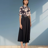 Fustă midi cu buzunare și pliuri negru