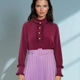 Bluză din voal cu volane la guler și mâneci mov