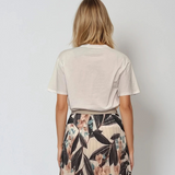 Tricou cu strasuri aplicate, print floare și mesaj alb