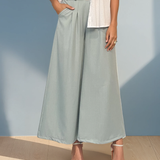 Pantaloni largi din vâscoză cu pense și curea inclusă aqua