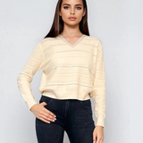 Pulover cu strasuri la decolteu alb