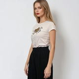 Tricou alb mulat cu print ursuleț alb
