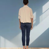 Cămașă mânecă fluture cu print argintiu crem