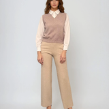 Vestă cu mâneci si guler cămasă beige