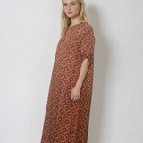 Rochie din bumbac cu print geometric și paiete la guler caramiziu