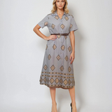 Rochie lungă din bumbac cu broderie geometrică și curea bleu