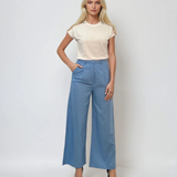Pantaloni evazați cu fermoar și buzunare bleu
