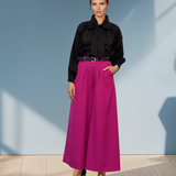 Pantaloni largi din vâscoză cu pense și curea inclusă fucsia