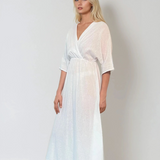 Rochie midi cu decolteu parte peste parte și mânecă 3/4 alb