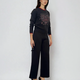 Pulover cu inimă brodată negru-grena