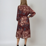 Rochie lungă din voal cu print floral maro